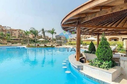 امتلك توين هاوس في كمبوند لانوفا فيستا للبيع القاهرة الجديدة