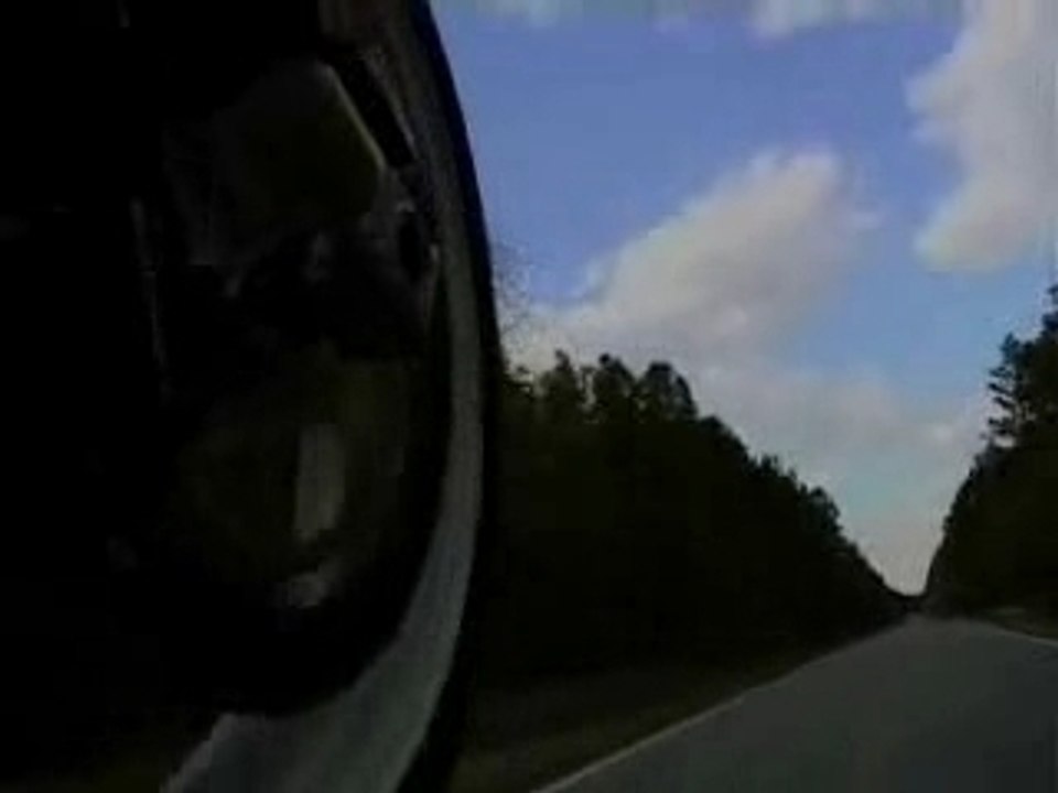 Suzuki GSXR 600 long wheelie near white line