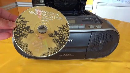 Lecteur Sony CFD-S01