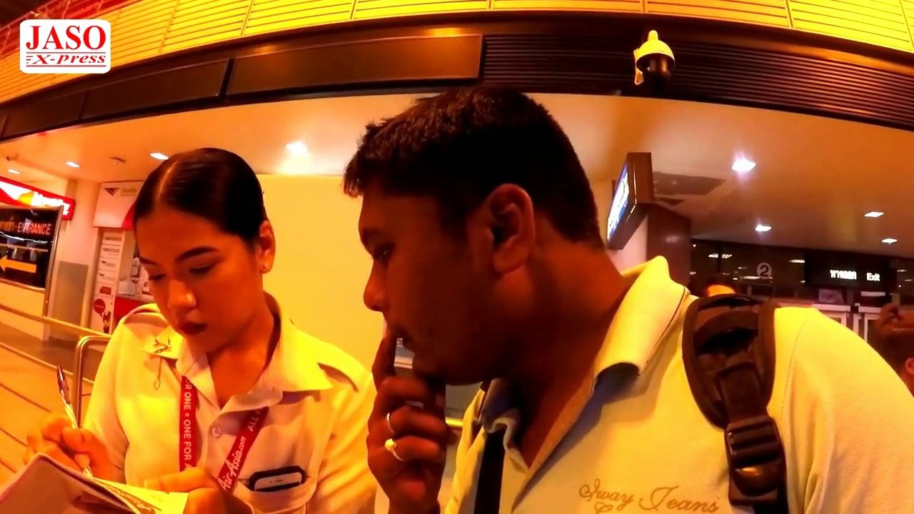 I Changed my Clothes, Because of Air Asia Policy : Last Day in Thailand