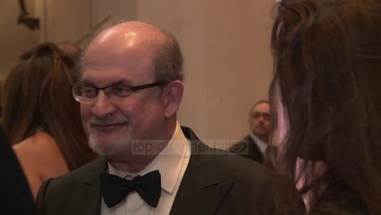 30 vite pas “fatwa”-s, Rushdie: S’dua të jetoj më i fshehur - Top Channel Albania - News - Lajme