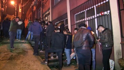 Yerin metrelerce altında çalışmak için geceden kuyruğa girdiler