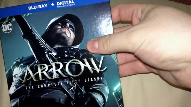 Arrow: Season 5 Blu-Ray/Digital HD Unboxing