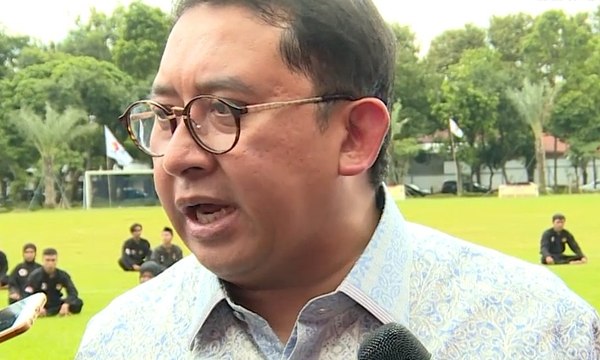 Fadli Zon Menolak Minta Maaf Terkait Puisi Doa yang Tertukar