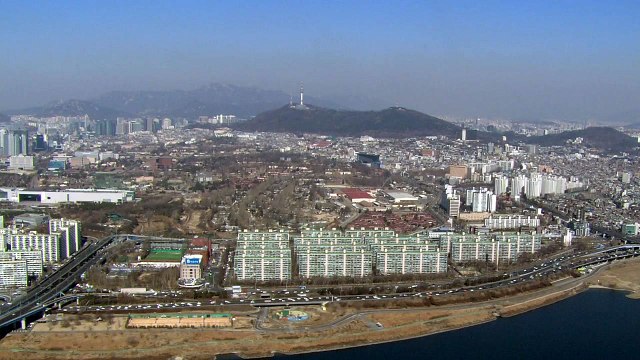 표준지 공시지가 11년 만에 최고 상승...9.42%↑ / YTN