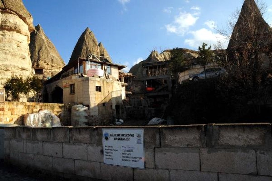 Peribacaları Yanındaki Otel İnşaatına Tepki