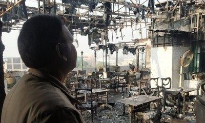 Hindistan’da otel yangını: 17 ölü