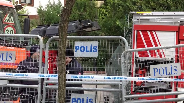 Askeri helikopterin düştüğü sitede camlara bayraklar asıldı - İSTANBUL