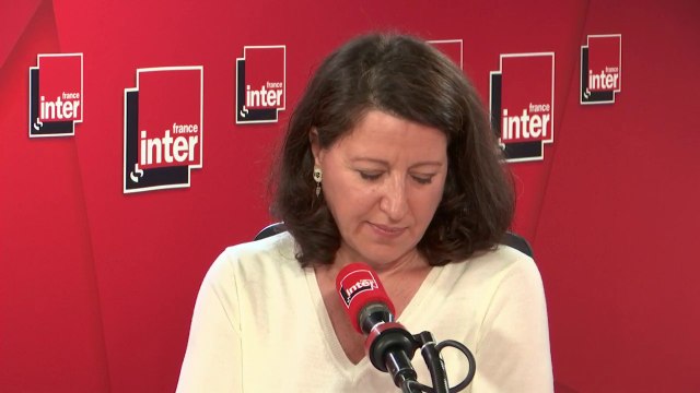Agnès Buzyn sur les prothèses mammaires : Si les experts pensent qu'il y a un lien [avec des cas de cancer], il faut interdire ces implants