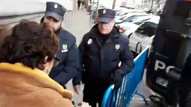 El Tribunal Suprem dificulta l'entrada dels familiars dels presos polítics el primer dia de judici