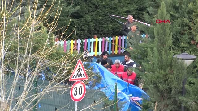 İstanbul- Kaza Kırım Ekibi, Çekmeköy'de Düşen Helikopter Enkazında İncelemelere Başladı