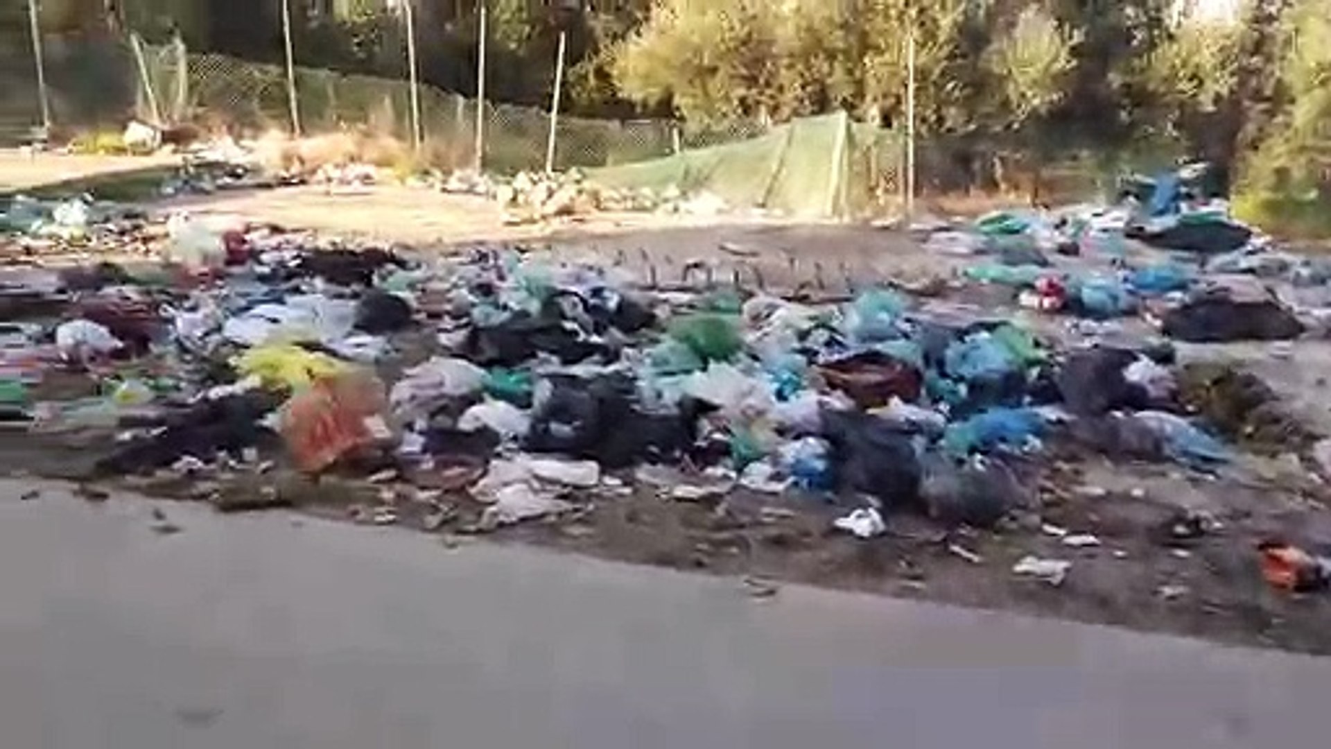 Andriese furioso filma discarica abusiva