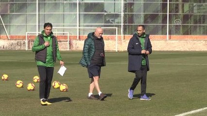 Hikmet Karaman: "Kayserispor Olarak Her Maça Farklı Bakıyoruz"