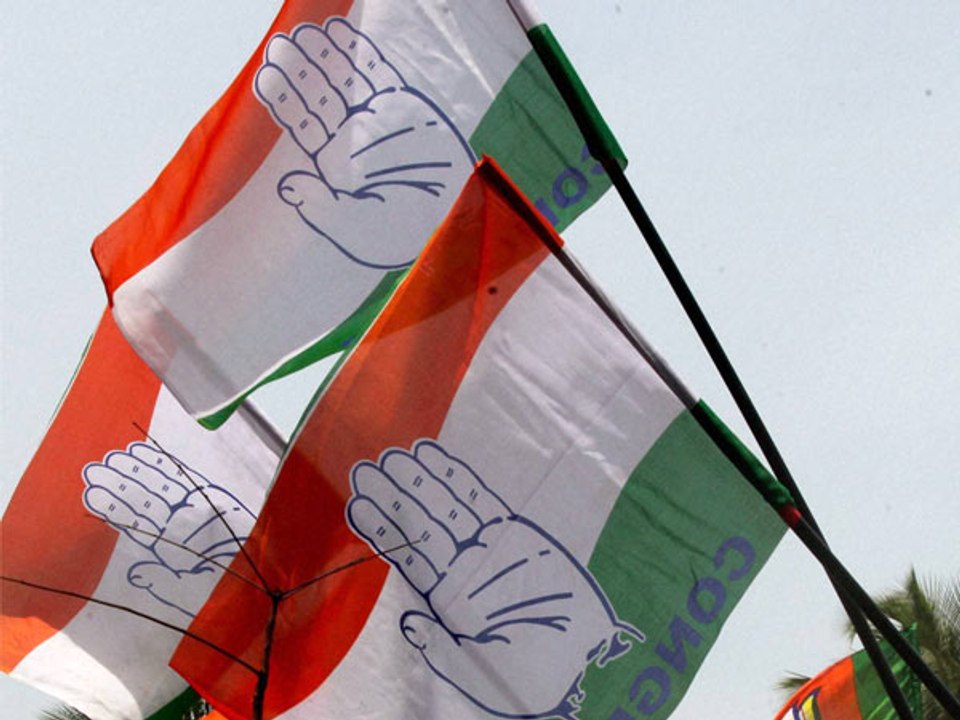 ബി ജെ പി നേതാക്കളെയെല്ലാം ഓടിച്ച് വിട്ടു കോൺഗ്രസ് സർക്കാർ | Oneindia Malayalam