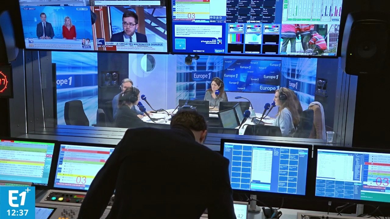 Le drapeau français bientôt affiché dans les salles de classe ? "C'est dommage que les parlementaires aient besoin de symboles pour se dire que l'école avance"