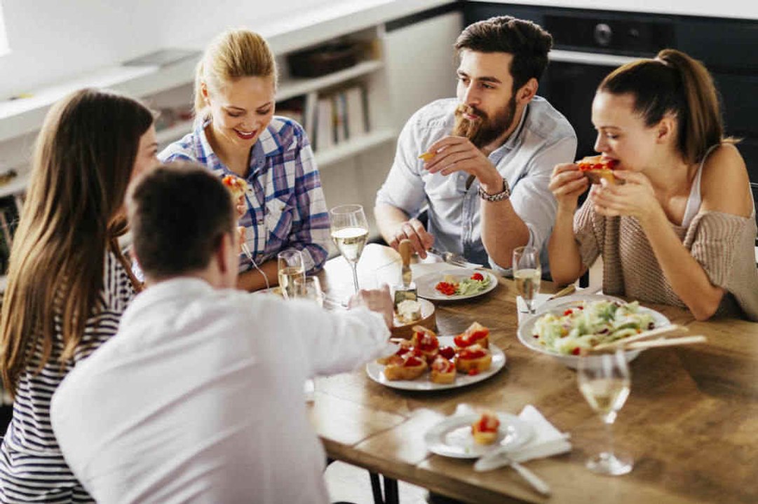 Fehler, die während des Mittagessens zu vermeiden sind
