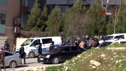 Mardin'deki silahlı kavga cep telefonuna yansıdı