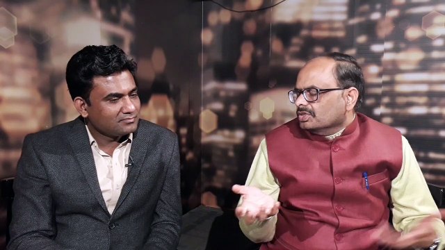 Protest in Lucknow Allahabad university: इलाहाबाद यूनिवर्सिटी जा रहे अखिलेश यादव को एयरपोर्ट पर रोका