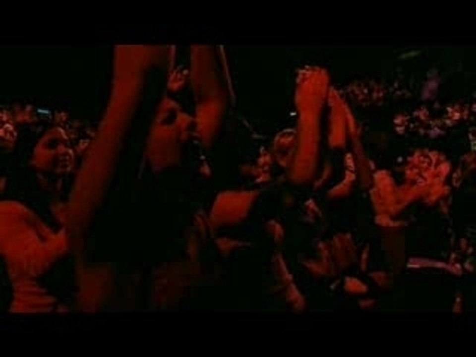 C.Aguilera - Beautiful live in the UK