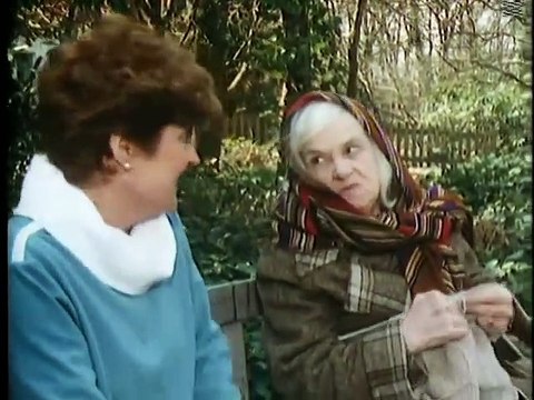 Fresh Fields 2x05 Business Contacts