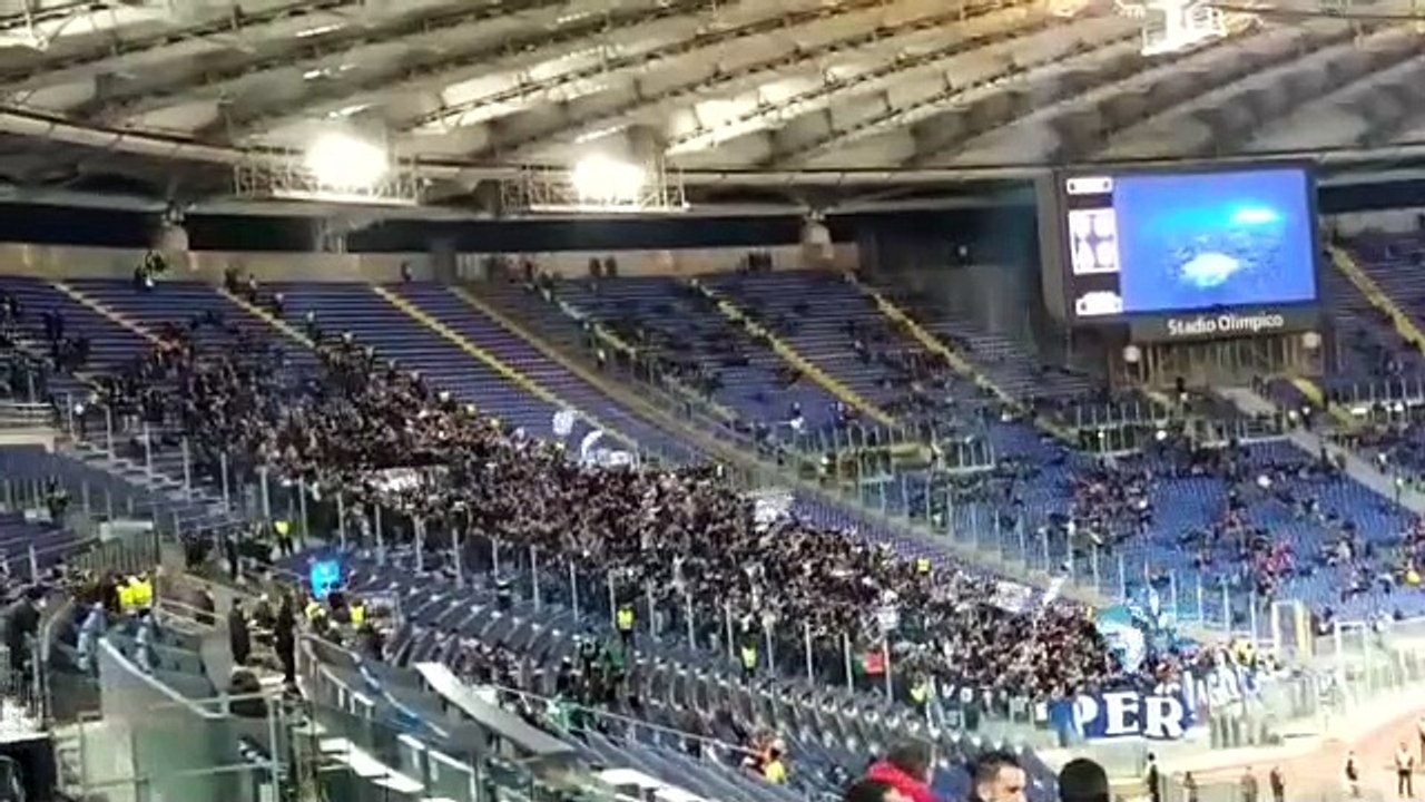 FC Porto no relvado do Olímpico de Roma e este foi o som que se ouviu