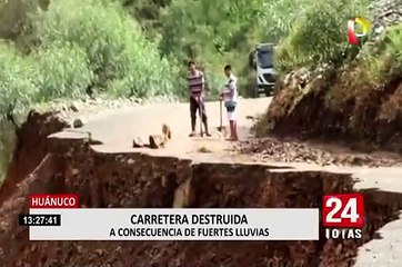 Parte de la carretera Ambo-Oyon colapsa por crecida de río en Huánuco