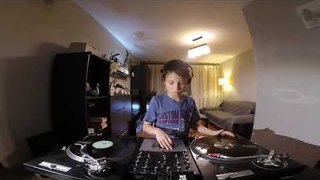 9-Year-Old Filip - House Vinyl DJ Set