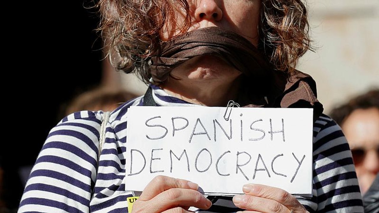 Separatisten-Prozess: 'Politische Gefangene' oder 'Putschisten'?