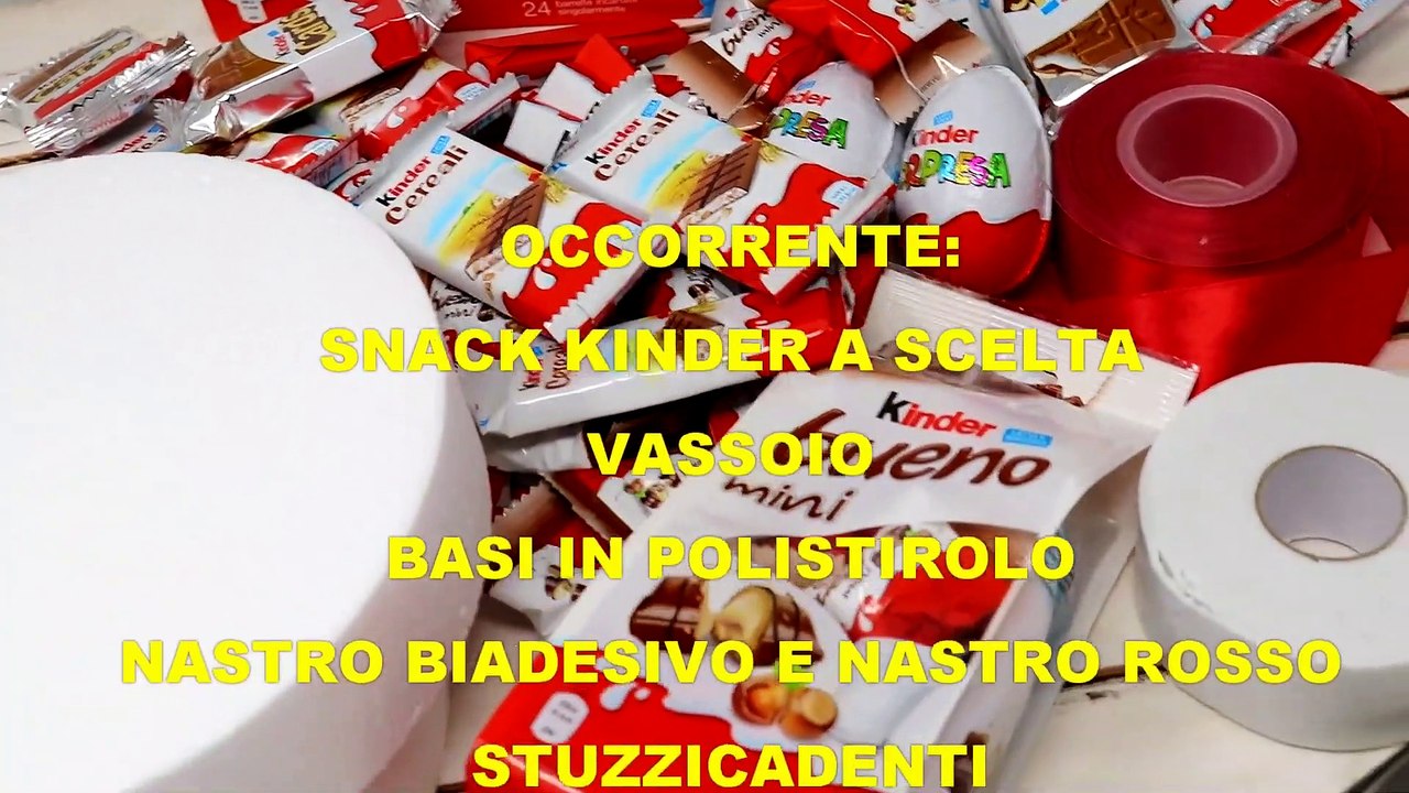 Kinder Art Attack! Torta Kinder (composizione con barrette, kinder cereali, kinder bueno e cards