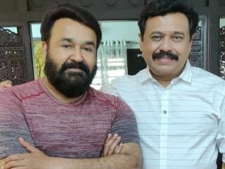 ഒടുവിൽ ലാലേട്ടനുമായി കൈ കോർക്കാൻ വിനയൻ