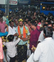 സുരേന്ദ്രന് അടപടലം പൊങ്കാല! | Oneindia Malayalam