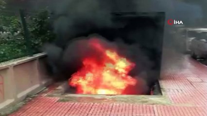 Yer altı çöp konteynerına atılan izmarit yangın çıkardı