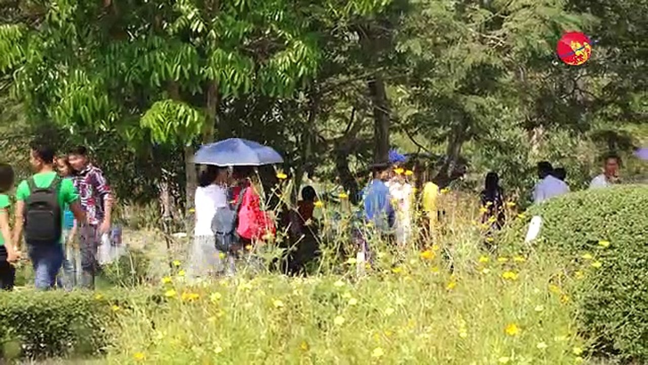 ခ်စ္သူမ်ားေန႔မွာ ေပ်ာ္ေပ်ာ္႐ႊင္႐ႊင္ ေလွ်ာက္လည္တာပဲ ေကာင္းတယ္ (႐ုပ္/သံ)