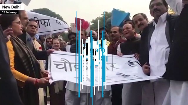 Rahul Gandhi leads protests outside parliament over Rafale deal