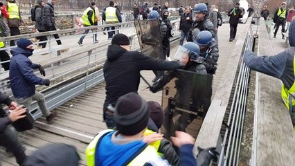 Gilets jaunes : Christophe Dettinger devant la justice