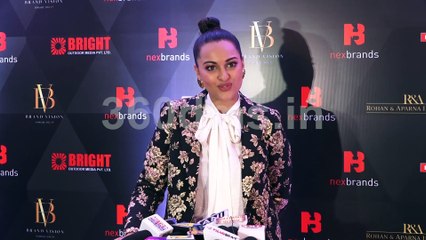 Sonakshi Sinha Shares Update of His Upcoming Movie Dabangg 3