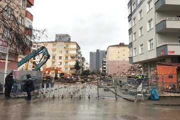 Kartal'daki Yunus Apartmanında Yıkım Tamamlandı