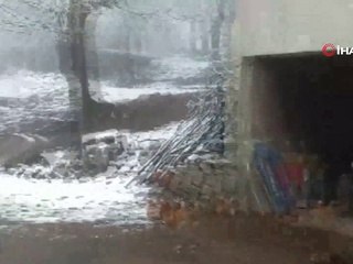 Balıkesir’in yüksek kesimlerinde kar yağışı etkili oluyor