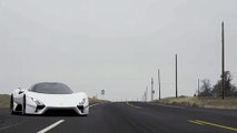 VÍDEO: por fin vemos al SSC Tuatara en movimiento, ¡qué belleza!