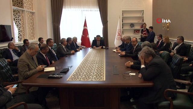 Sağlık Bakanı Koca:'Vatandaşımızın ilaç sorunu yaşadığını biliyoruz. Denetimleri devam ettiriyor olacağız. Benze ilaç sıkıntısının yaşanacağını düşünmüyorum'
