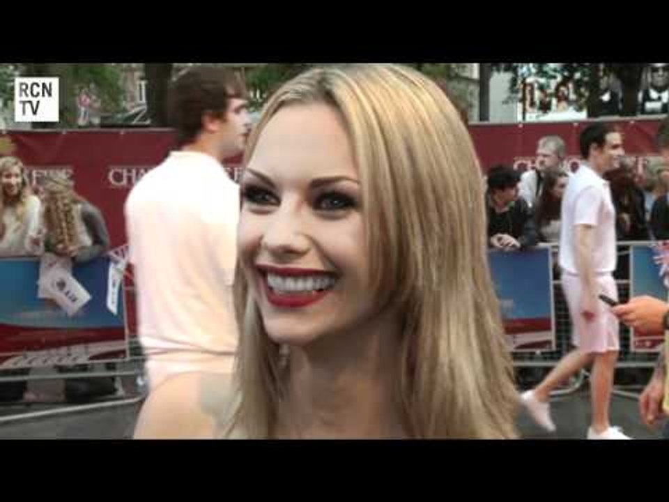 Jessica Jane Clement Interview