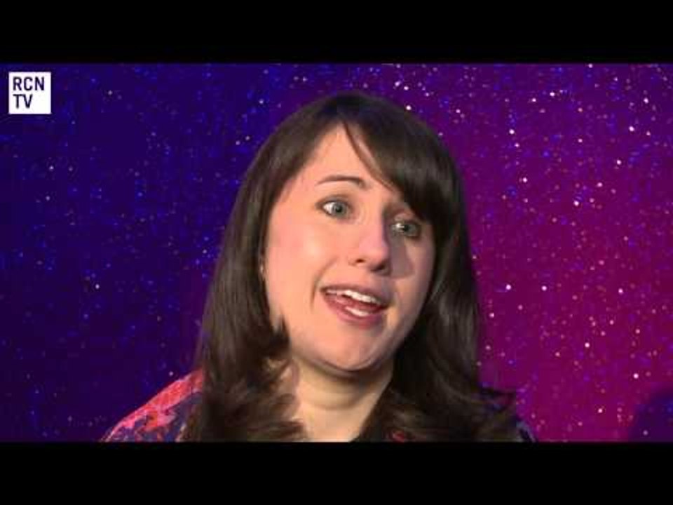 Madame Tussauds London Interview - Emma Watson & One Direction News