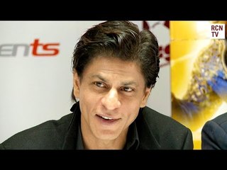 Shahrukh Khan Sings to a Crying Baby