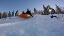 Il dévale les pistes de ski.. en Canoe Kayak !