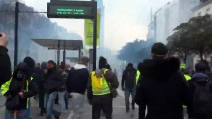 Sophiane à l'Acte XIII des Gilets Jaunes de Nantes (09-02-2019)