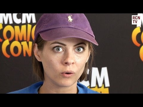 Willa Holland On Arrow Losing Lance Sisters