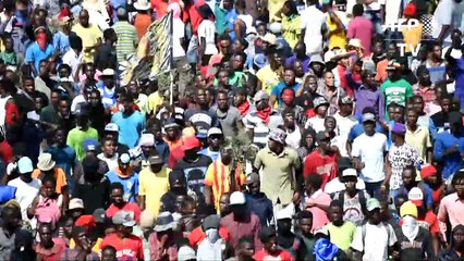 Caos nas ruas do Haiti