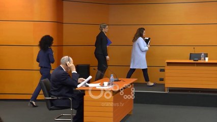 Ora News - Shkarkohet përfundimisht gjyqtari i Kushtetueses, Gani Dizdari