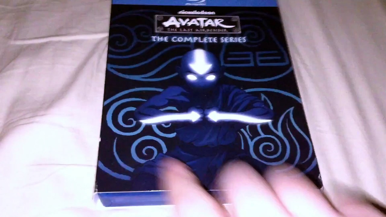 Avatar: The Last Airbender The Complete Series Blu-Ray Unboxing