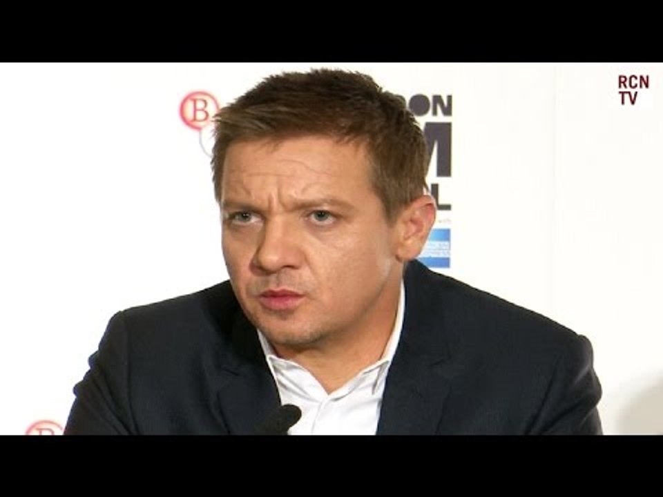 Jeremy Renner Interview - Director Dennis Villeneuve
